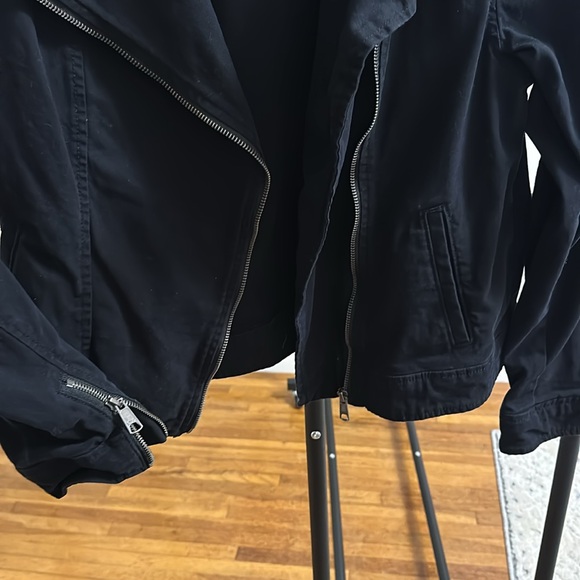 Black Utility Jacket - Picture 3 of 4